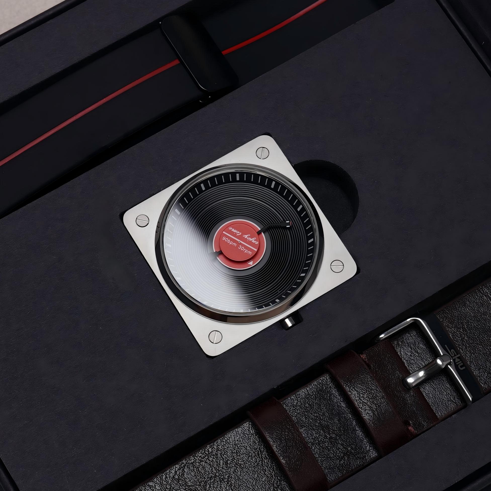 SKU Vinyl Record Quartz Men's  - Vintage Watch Collecting 评论和价格